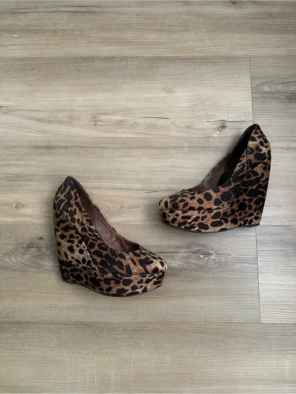 ALDO Leopard Print Platform Wedge Pumps Size 9